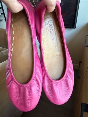 Tieks Fuchsia Leather Ballet Flats Womens size 7